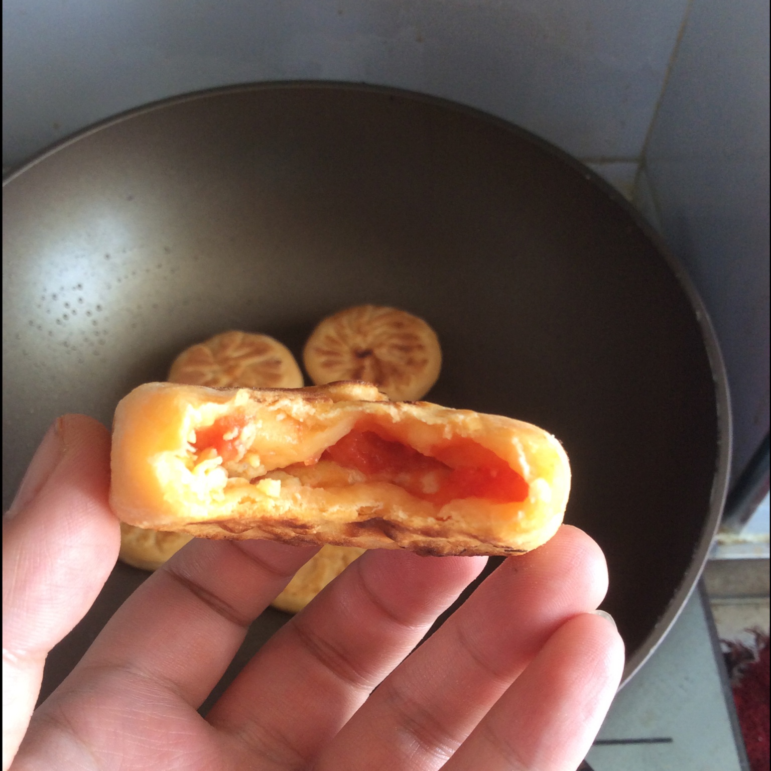 西红柿鸡蛋馅饼