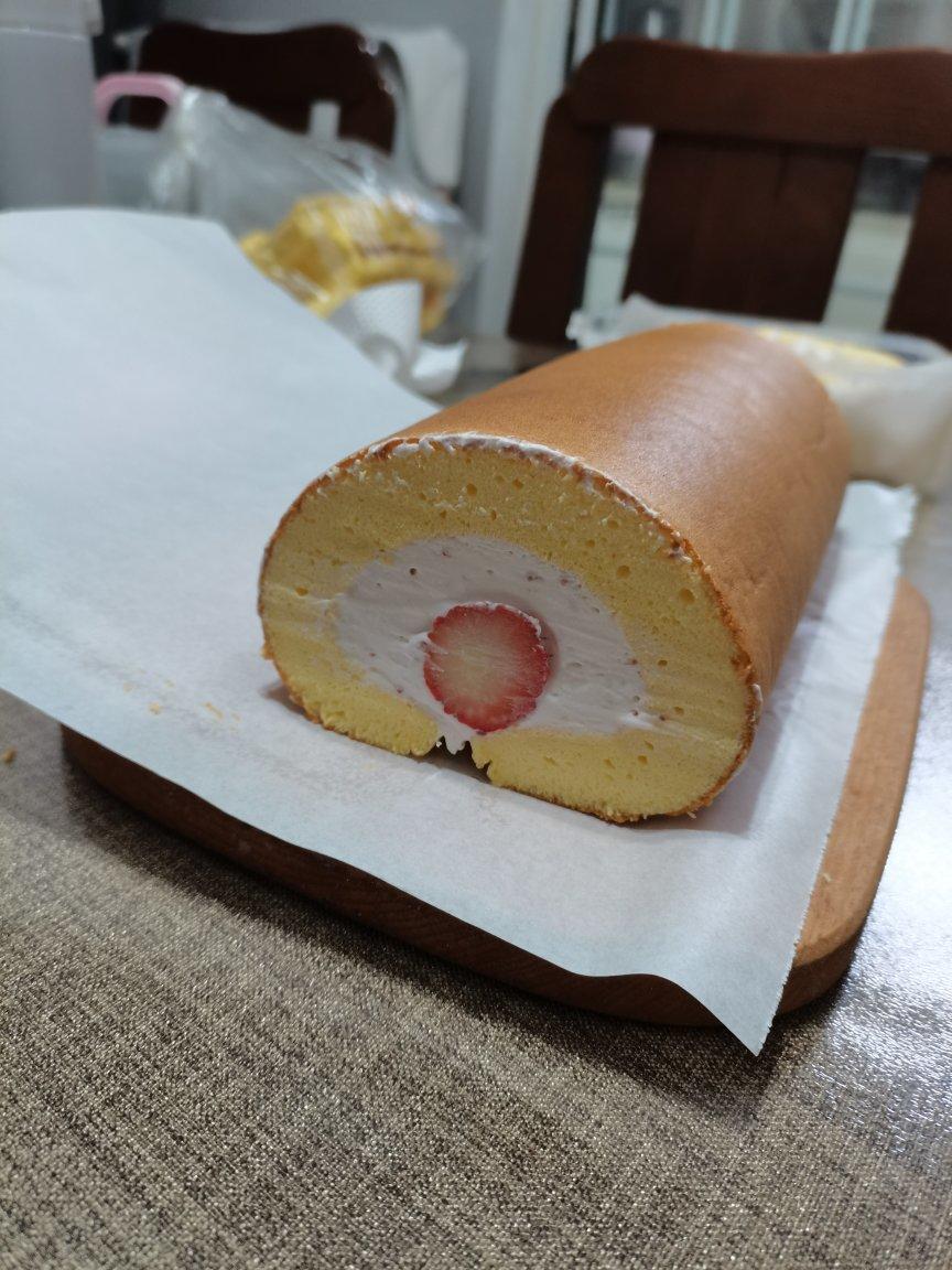 肥而不腻的超厚瑞士卷