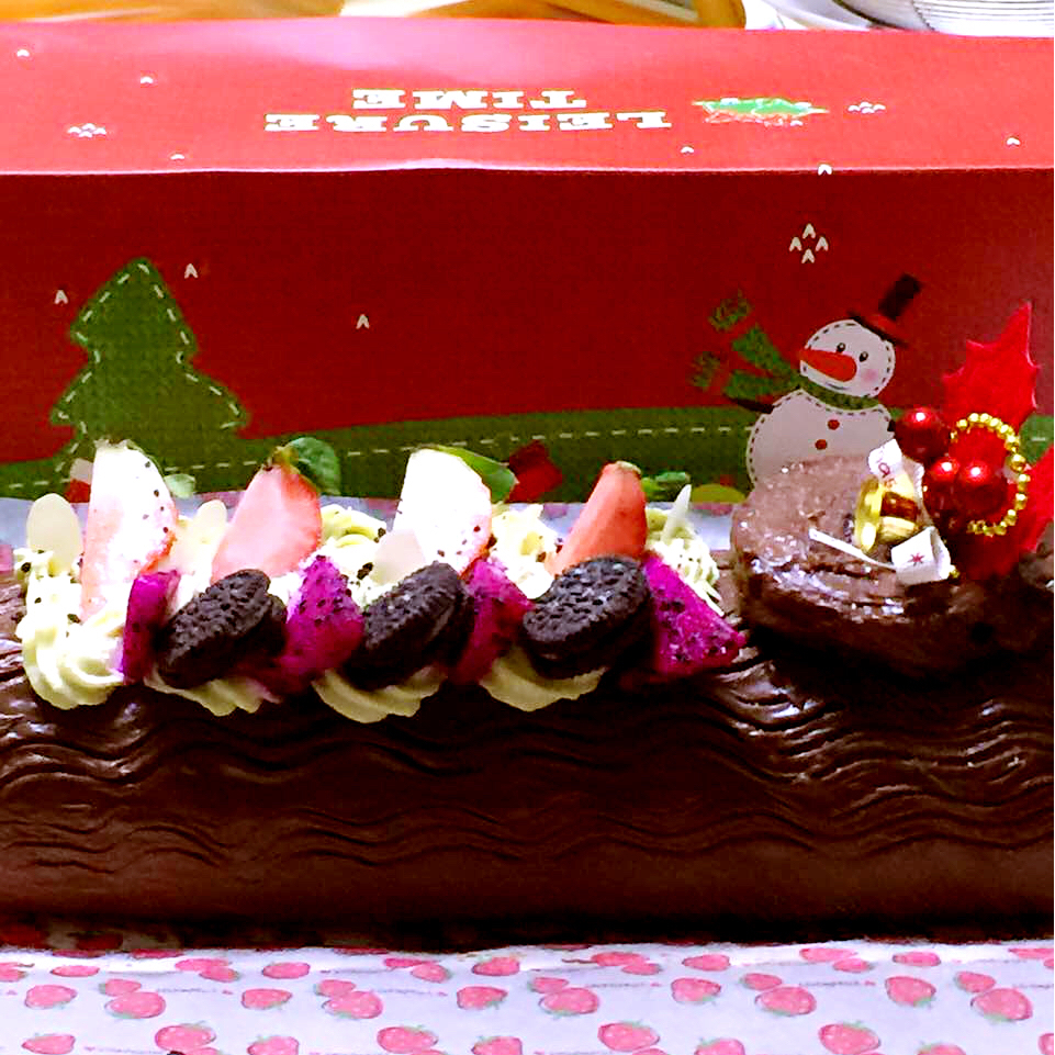 圣诞树干蛋糕（Christmas Log）