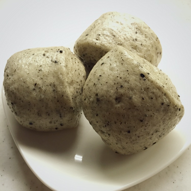 奶香黑芝麻馒头