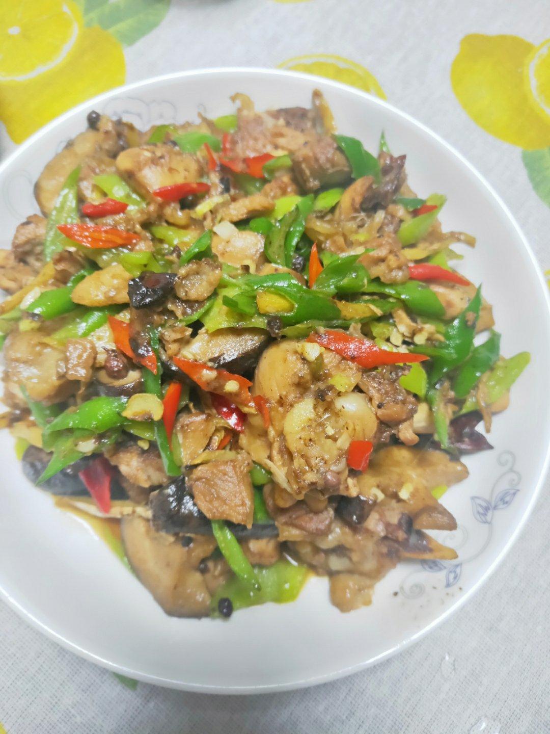 辣椒炒鸡（临沂家常）