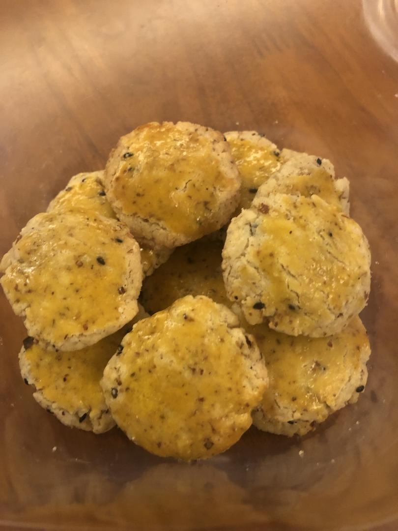 美味花生小小酥