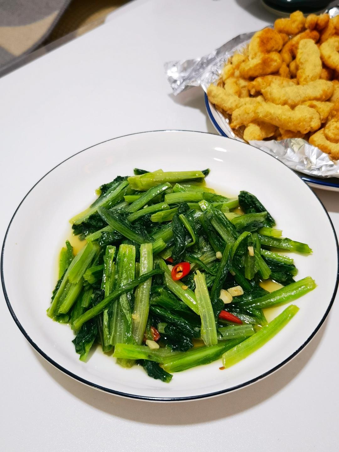 清炒油麦菜