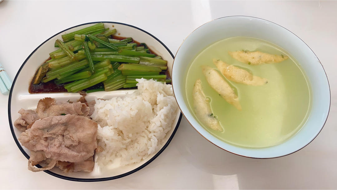 生病时唯一想吃的菜-凉拌芹菜