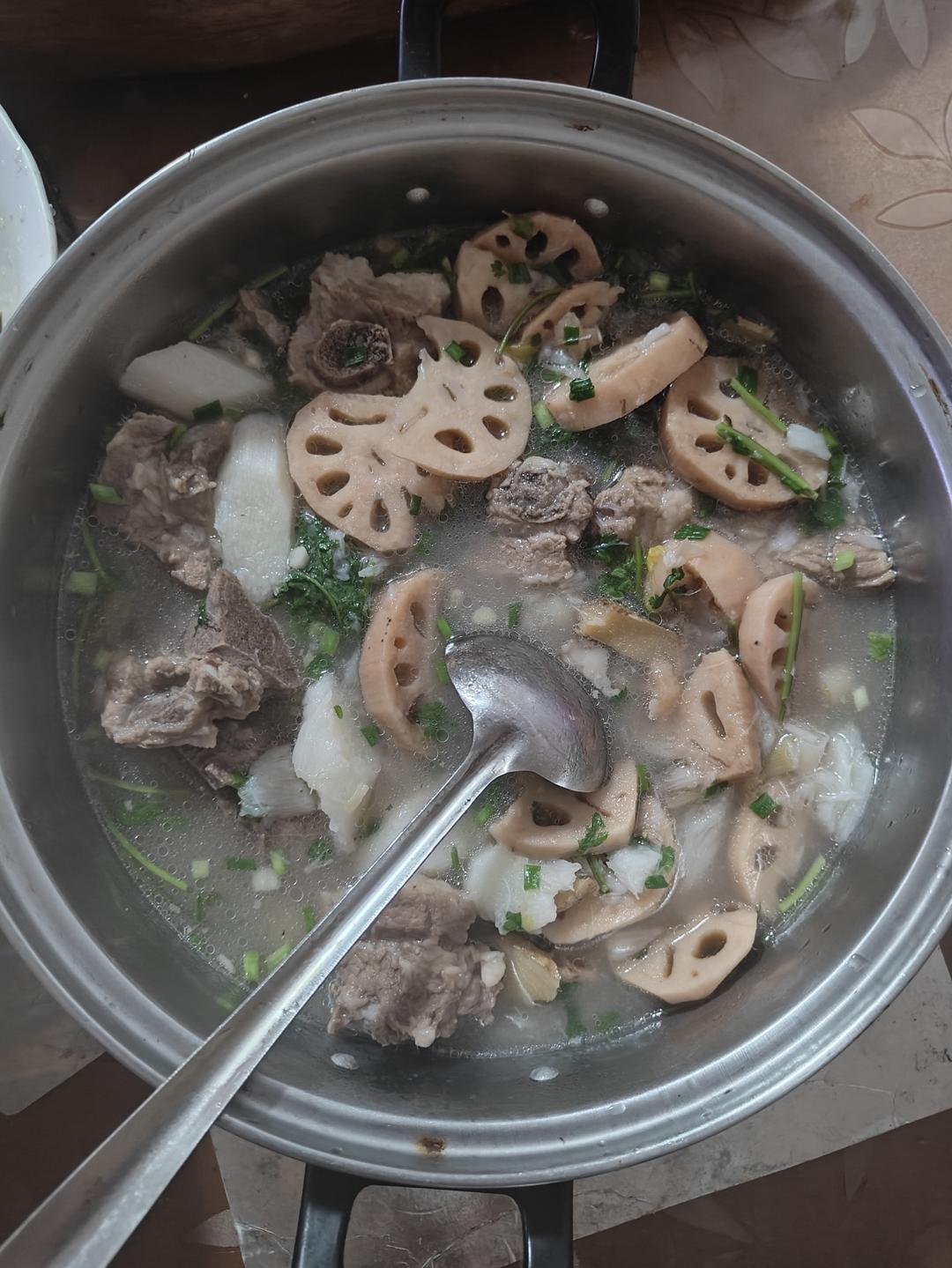 排骨莲藕汤
