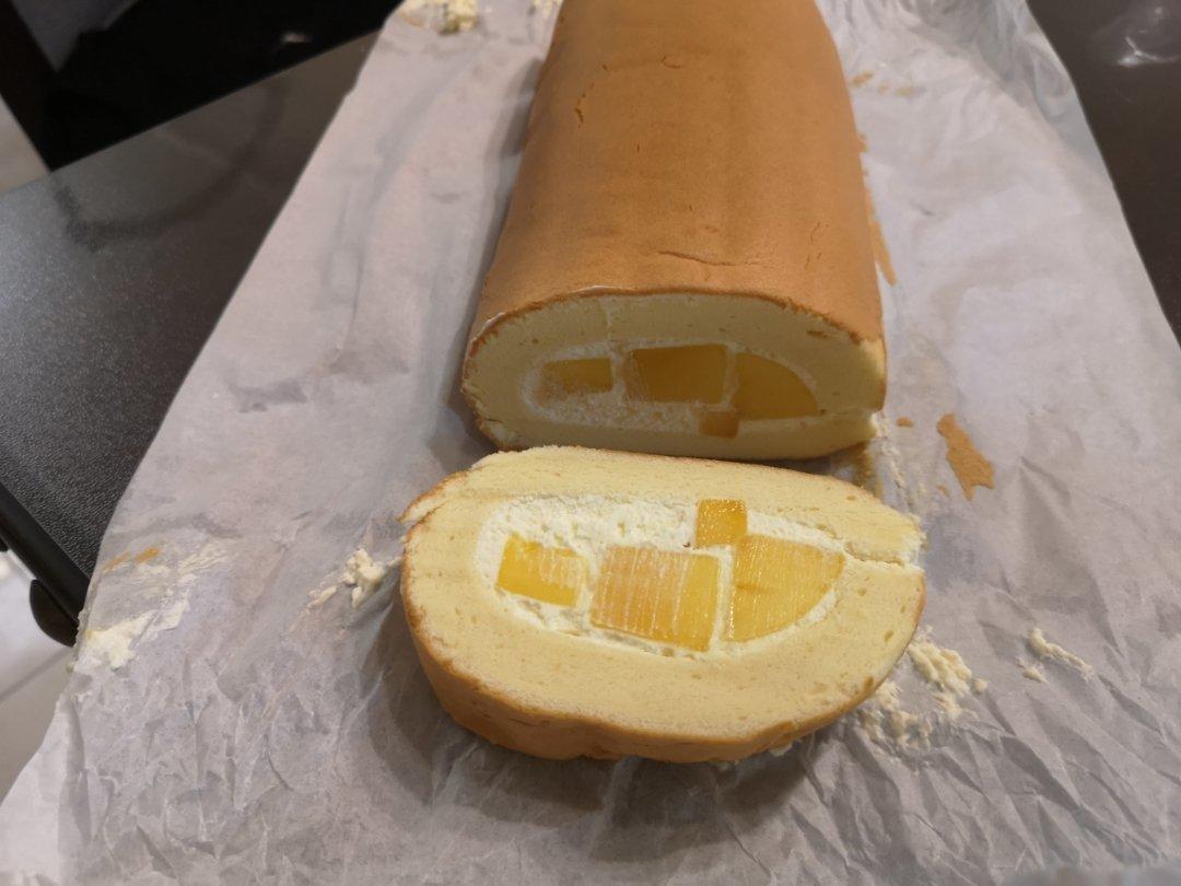 胖乎乎奶油芒果卷/不开裂不掉皮全过程详细图解烘焙视频/蛋糕篇6：「厚卷」