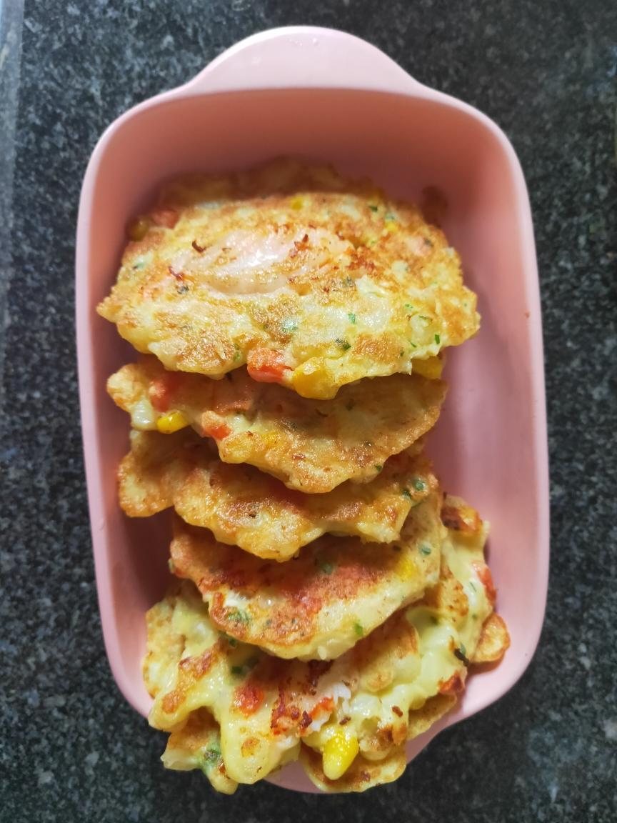 营养早餐土豆虾饼的做法