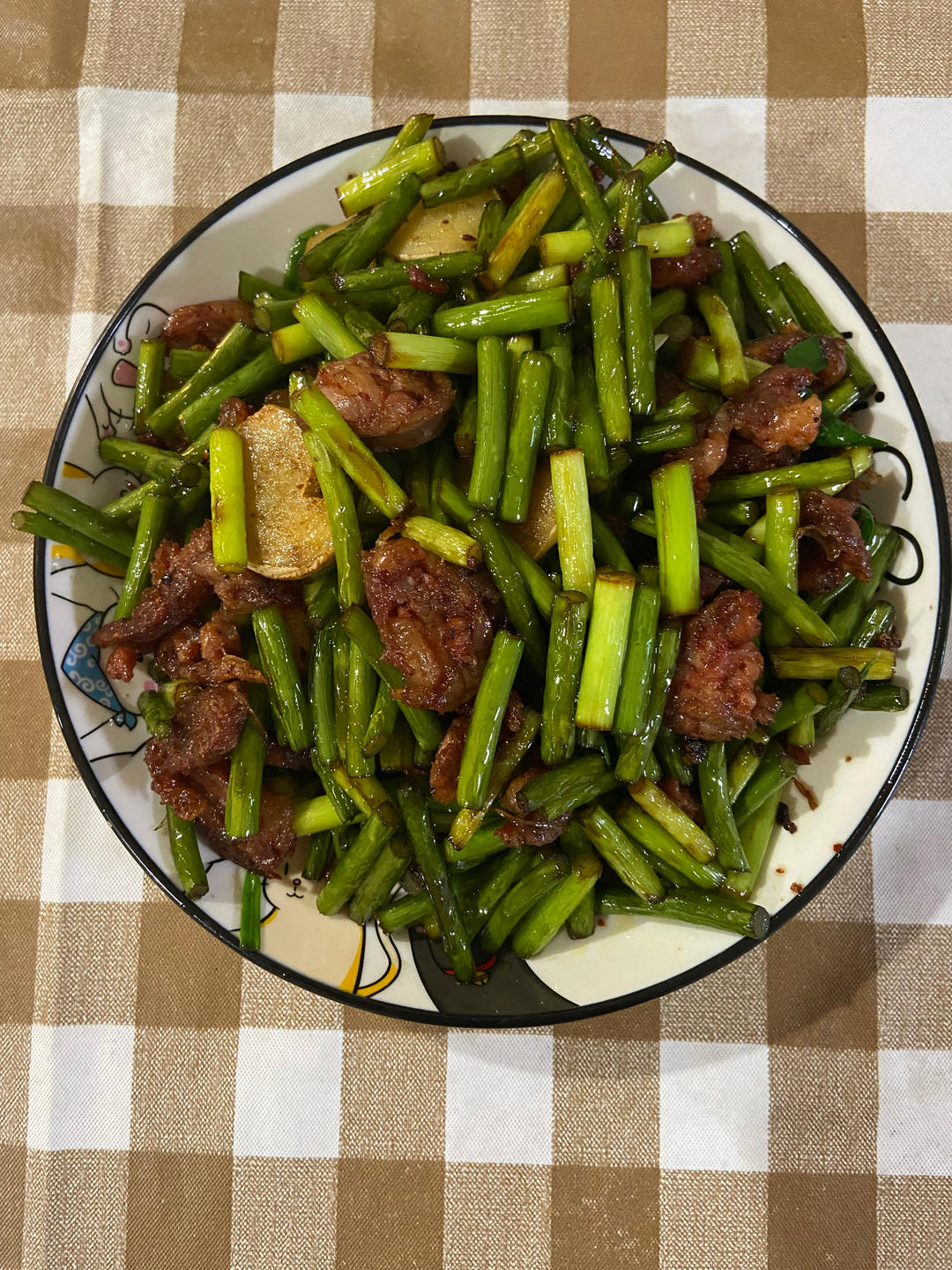腊肠炒菜