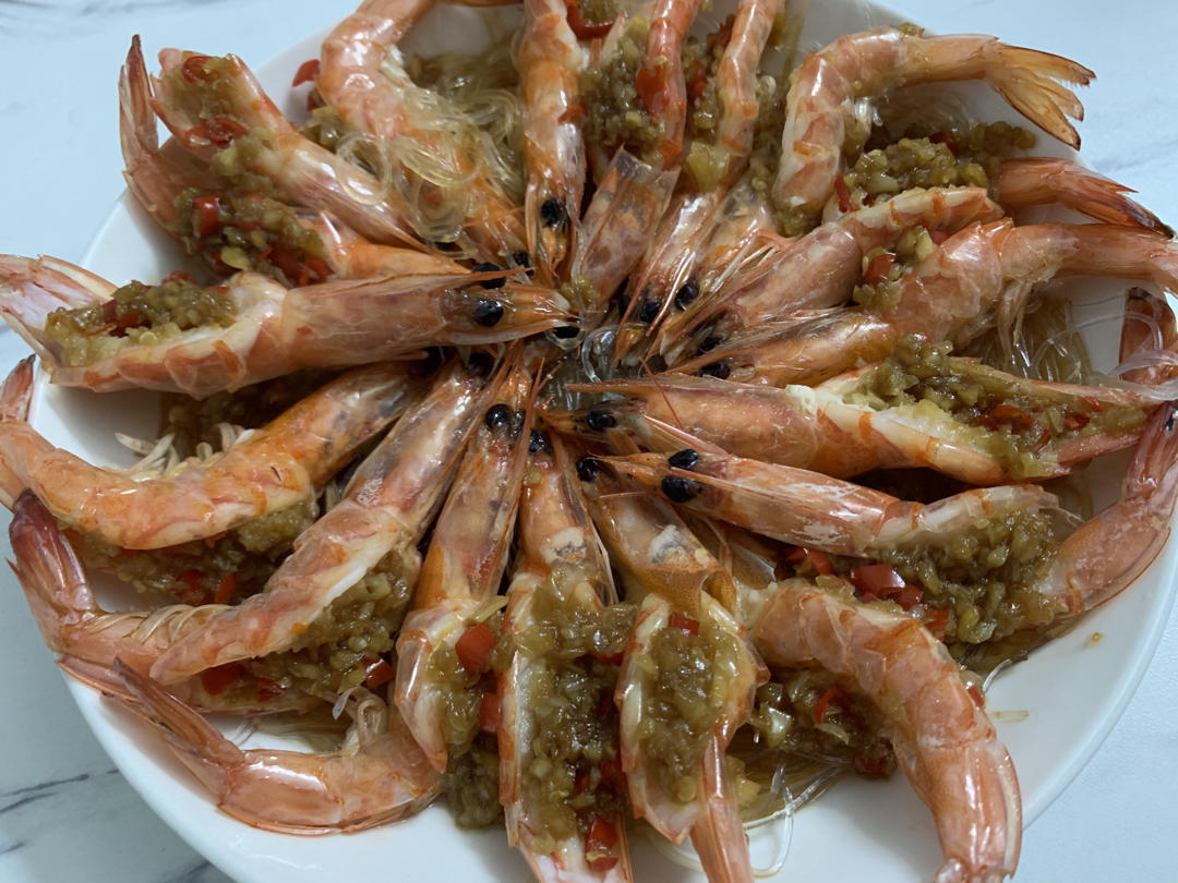 0失败的蒜茸酱粉丝蒸虾🦐🦐🦐（蒜茸酱衍生菜谱）