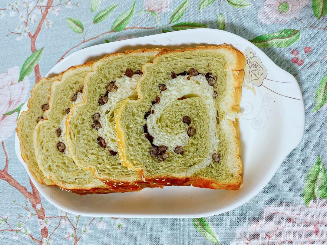 Sara吐司系列五：高颜值抹茶蜜豆双色吐司
