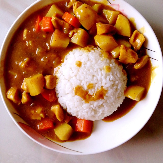 咖哩鸡肉饭