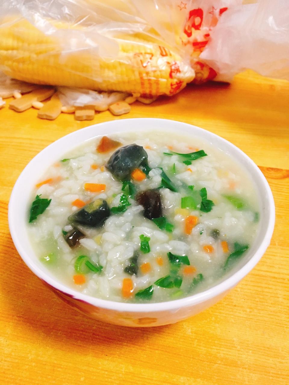 皮蛋蔬菜粥