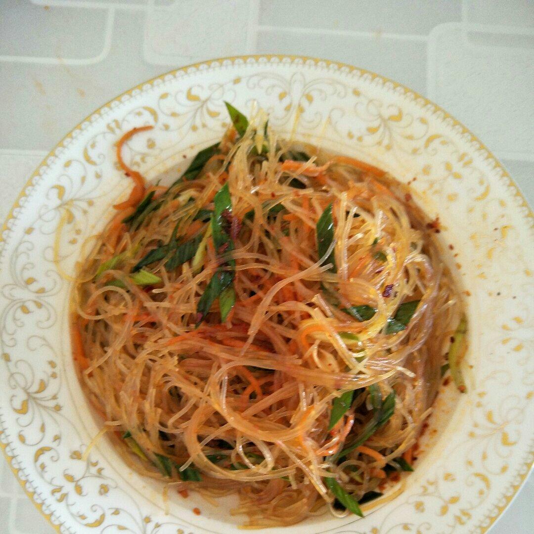 黄瓜拌粉丝