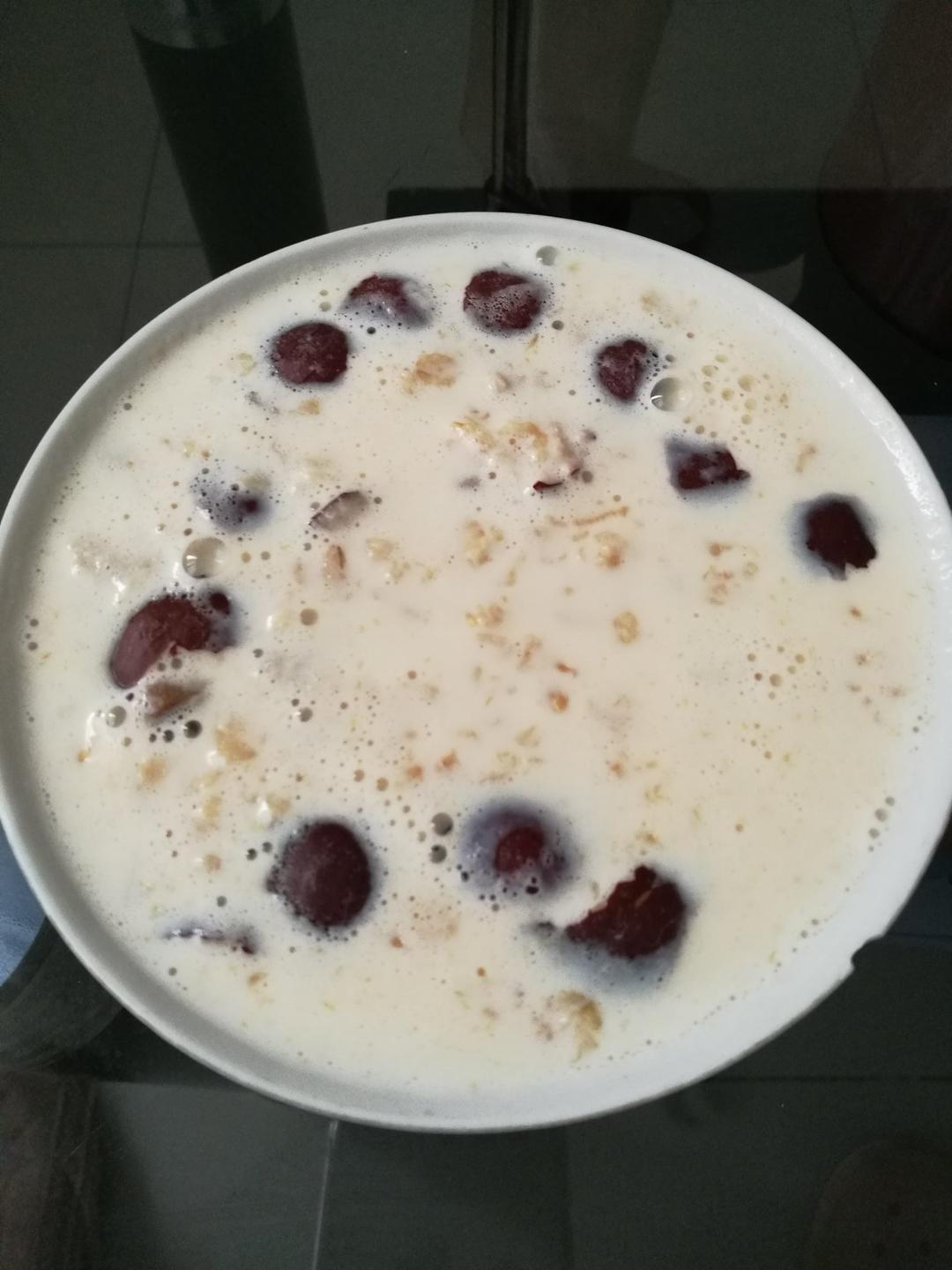 燕麦牛奶
