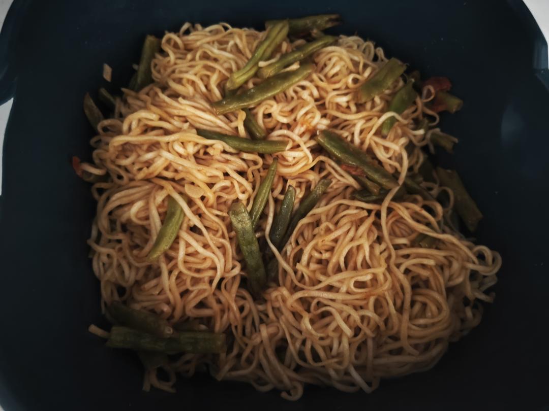 史上最浓郁西红柿豆角焖面‼️好吃到舔碗底儿