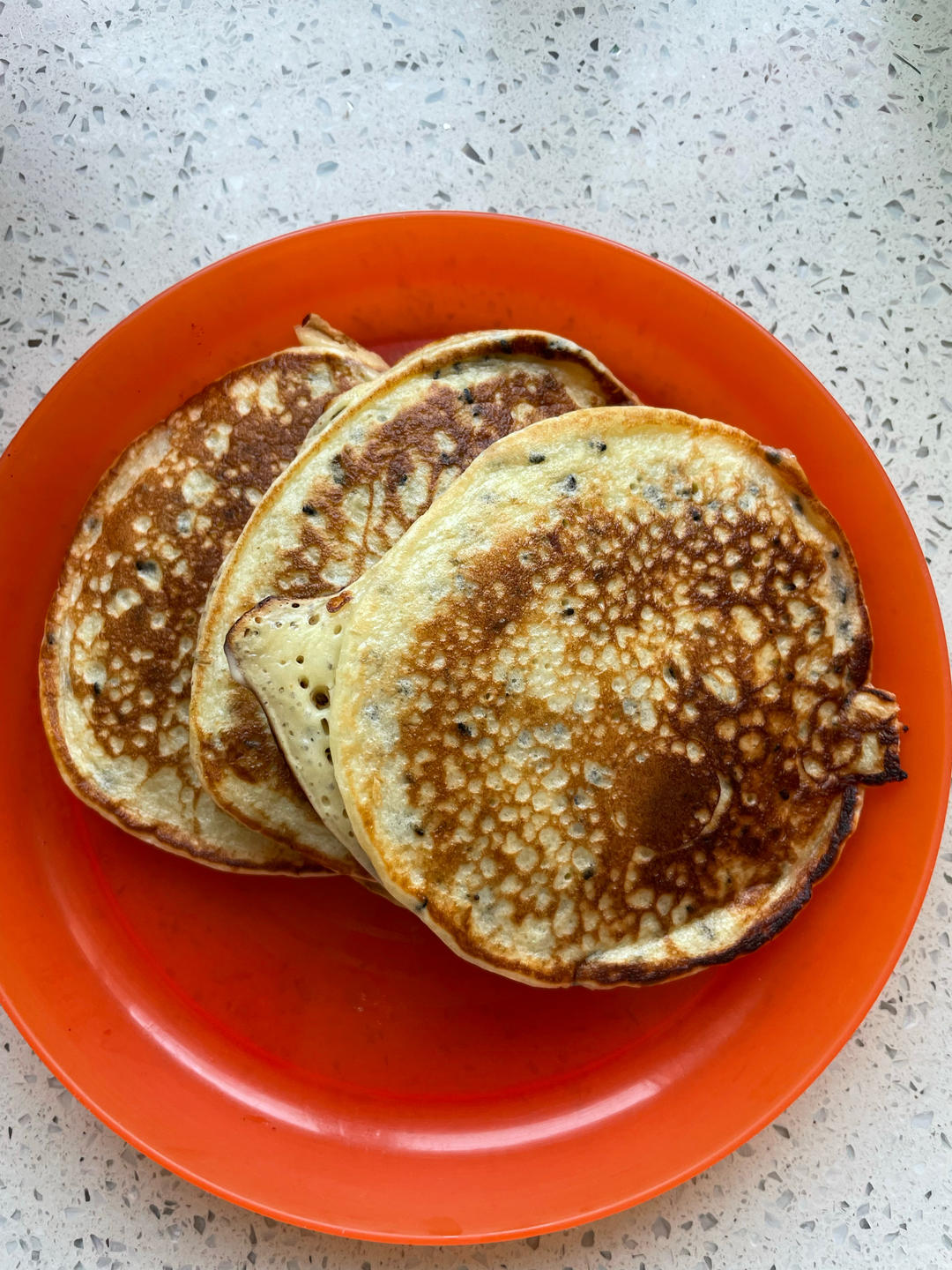 一个香蕉   两个鸡蛋  这么做全家老少都爱吃 软糯香甜的香蕉鸡蛋饼  附细节视频