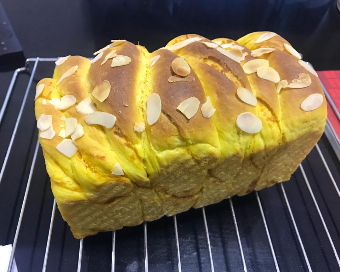 🎃金灿灿超柔软的南瓜吐司🎃的做法