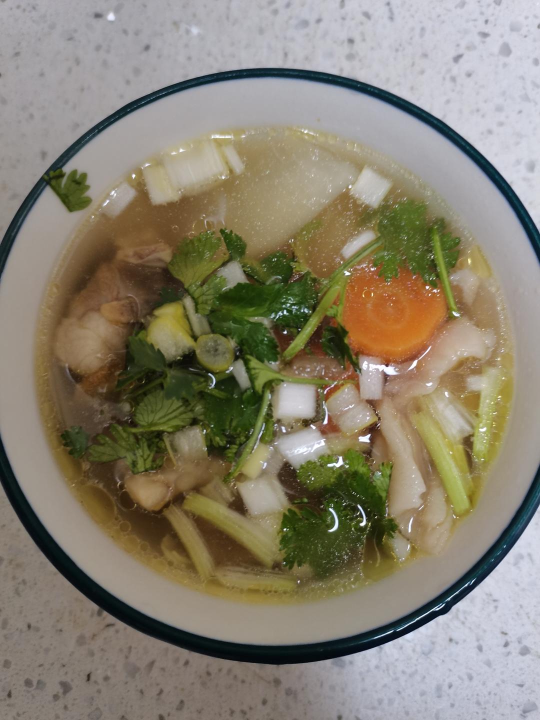 清炖滋补羊排汤