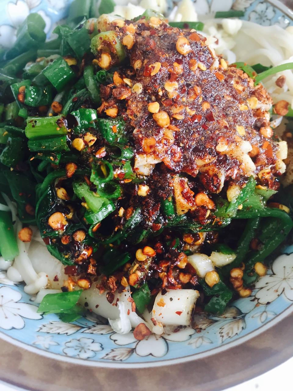 油泼面 Youpo Noodles
