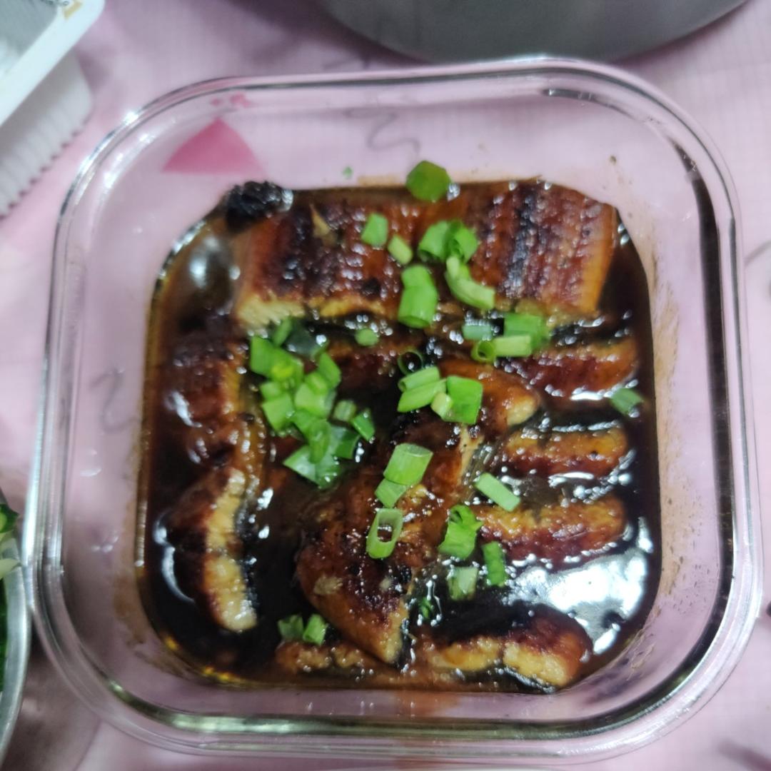 蒲烧鳗鱼饭