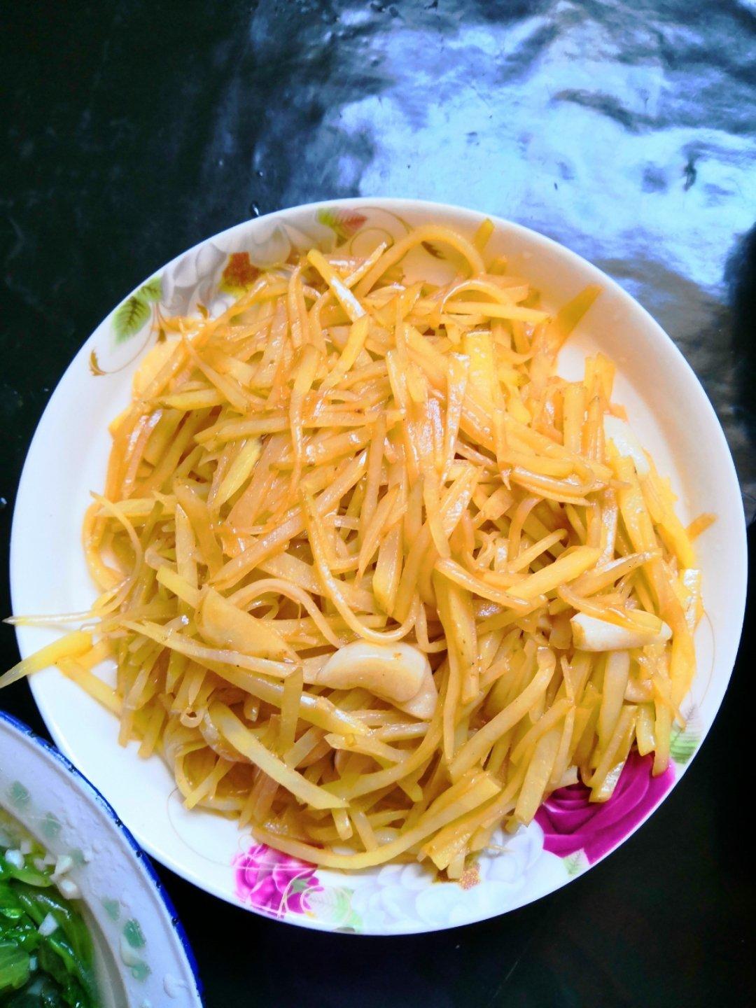 在家也能做出馆子味儿的醋溜/炝炒/酸辣土豆丝（就是那道看似简单，实则步步玄机的土豆丝）