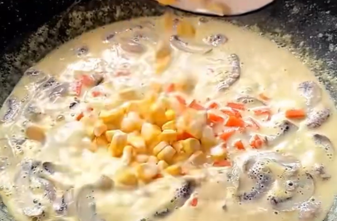 口蘑玉米浓汤的做法 步骤9
