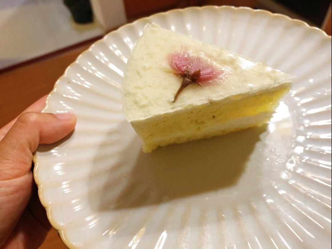 颜值爆表的樱花慕斯。（6寸圆模）
