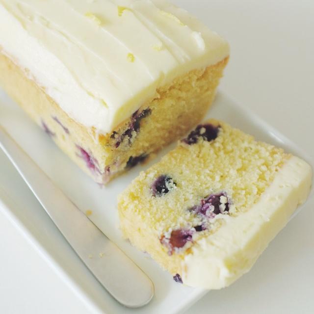 蓝莓酸奶油蛋糕