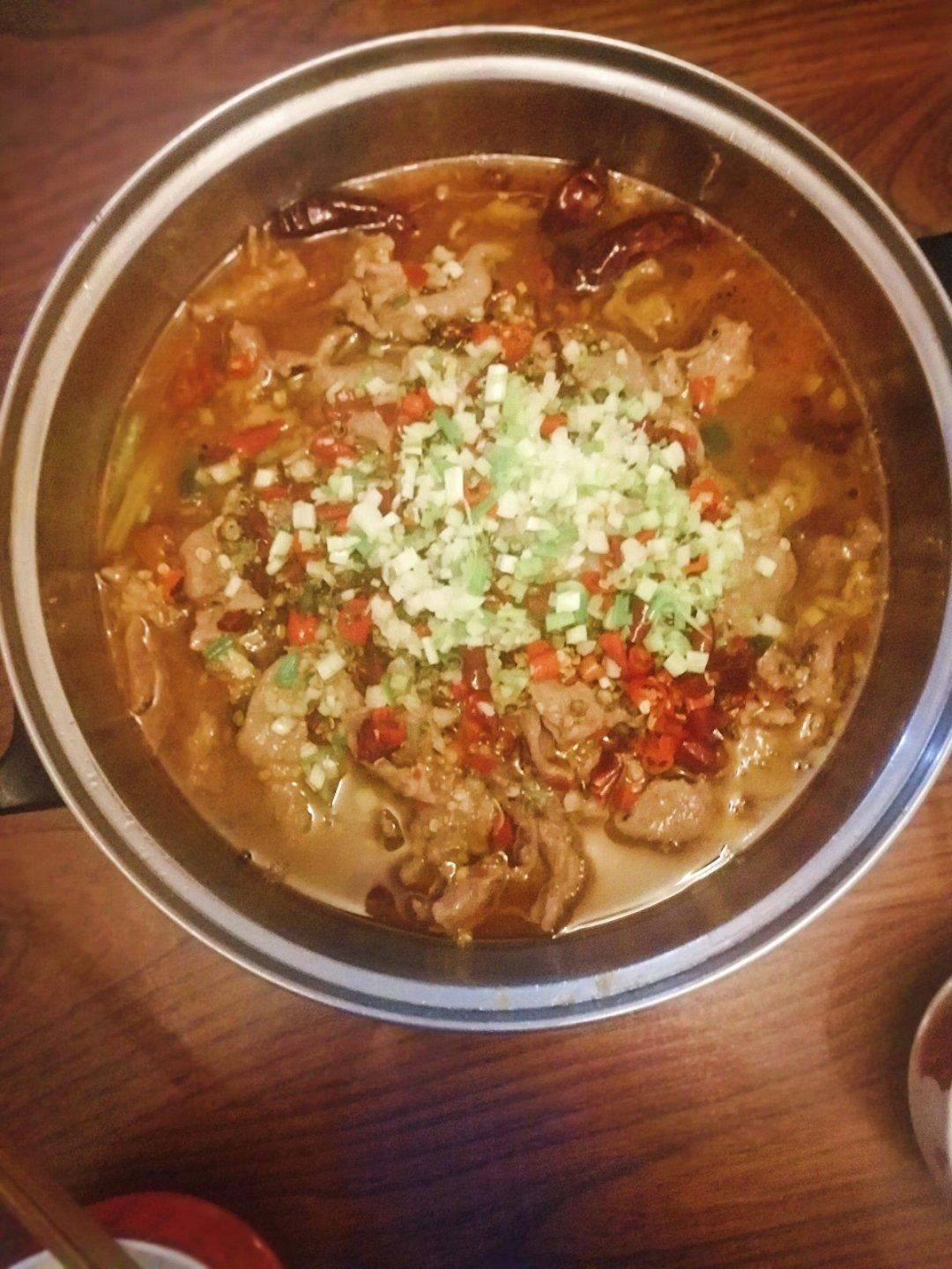 厨师长教你：“水煮肉片”的正宗做法，这味道真的很四川