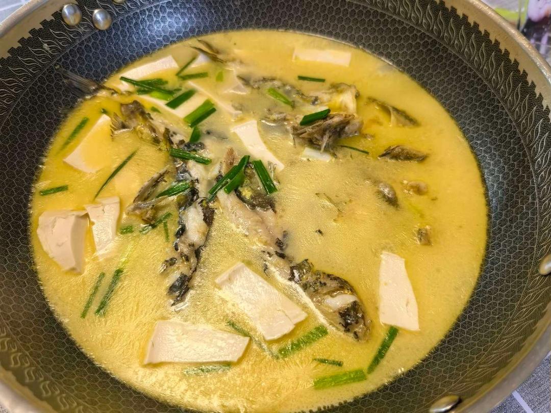 鲜掉眉毛的->昂刺鱼豆腐汤