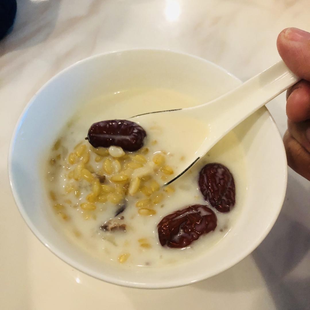 牛奶燕麦粥（浓稠）