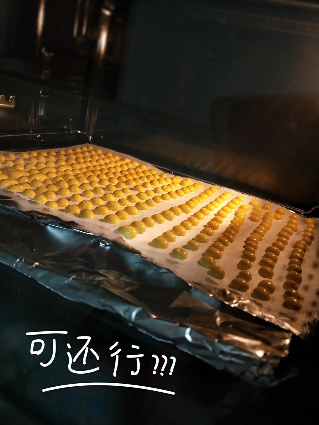 入口即化的无添加蛋黄溶豆