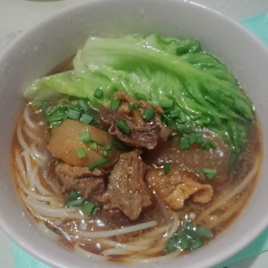 堂妈小厨——秘制牛肉面