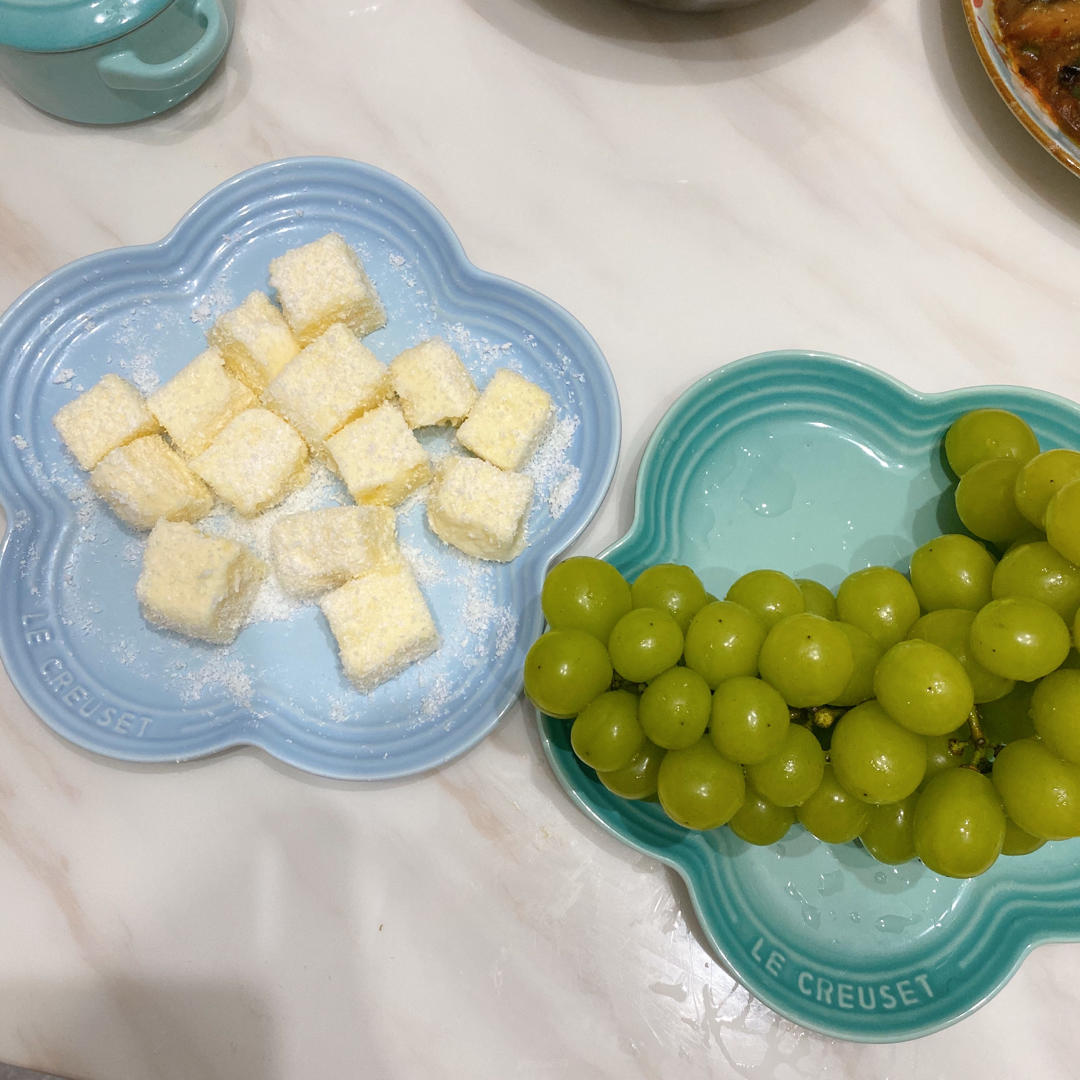 完胜85度C牛奶椰丝小方