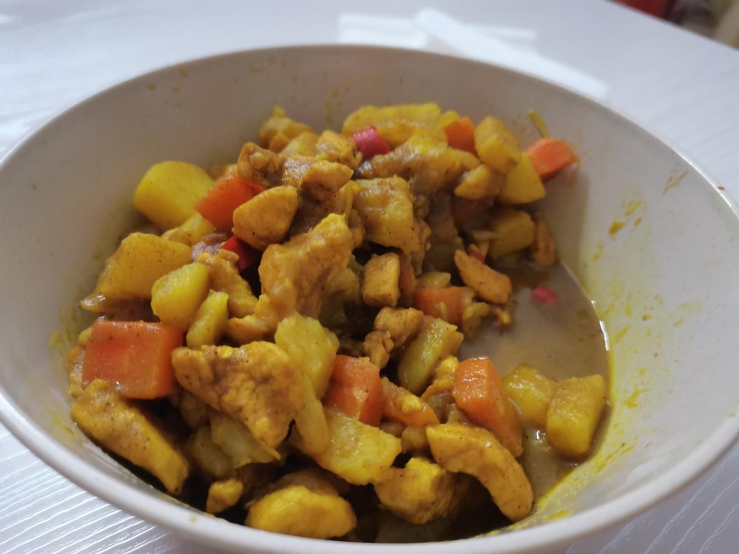 咖喱鸡肉饭