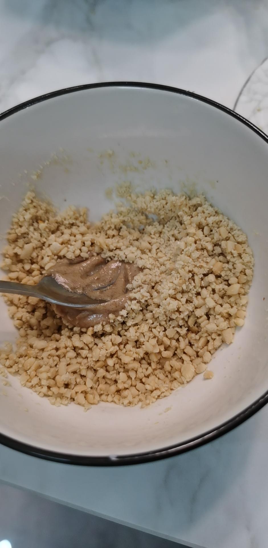 红糖🥜花生酱小面包/口感香浓，香而不腻