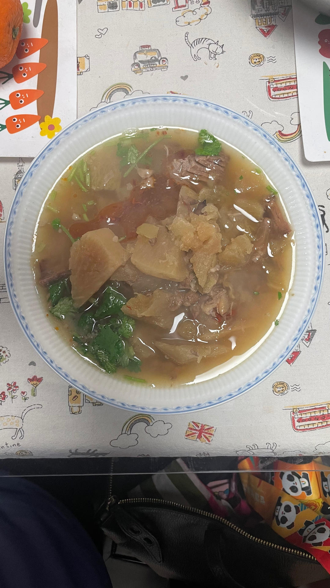 清炖羊肉汤