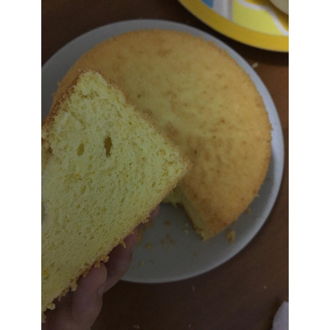 简单好做的8寸戚风蛋糕