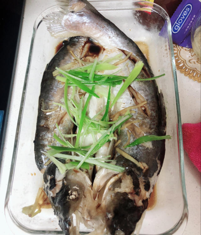 蒸鲈鱼