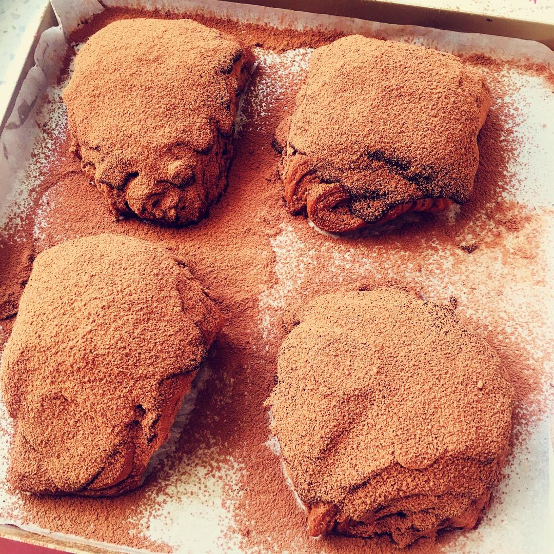 脏脏包-可颂牛角包Chocolate Croissants