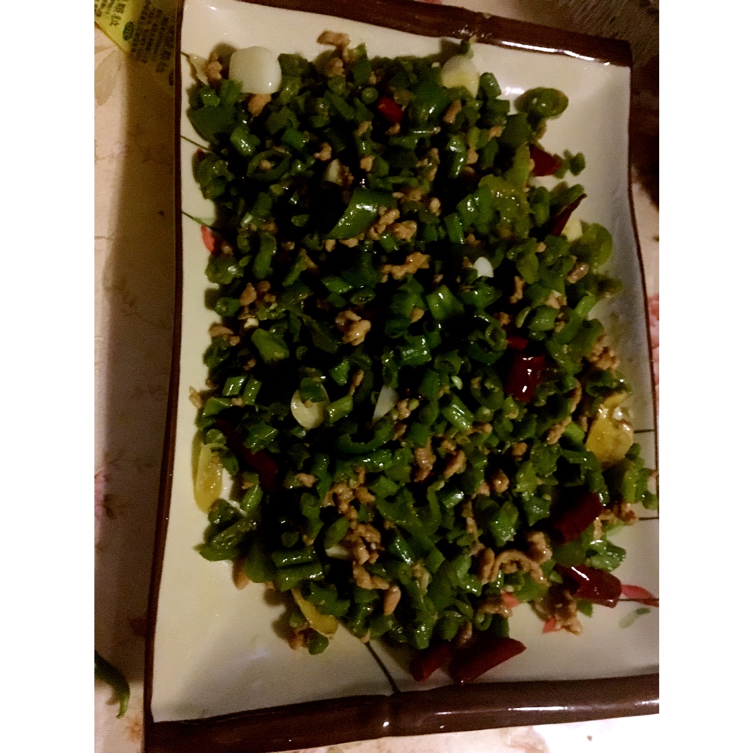 肉沫豆角下饭菜