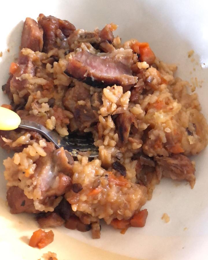 喷香排骨焖饭（爆好吃）