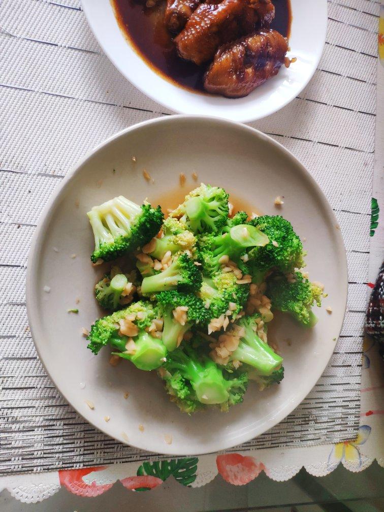 蚝油蒜蓉西兰花