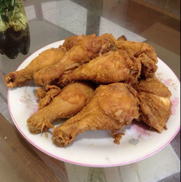 老人家-1做的香酥炸鸡腿