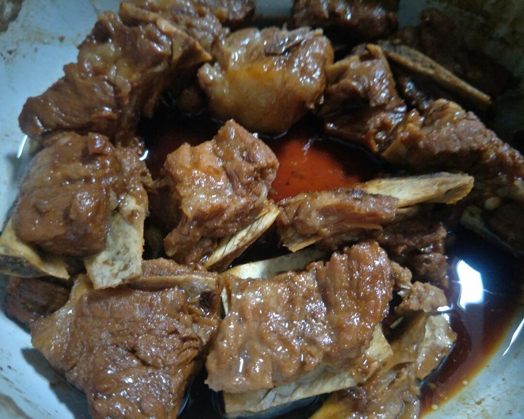 黄酒闷排骨的做法