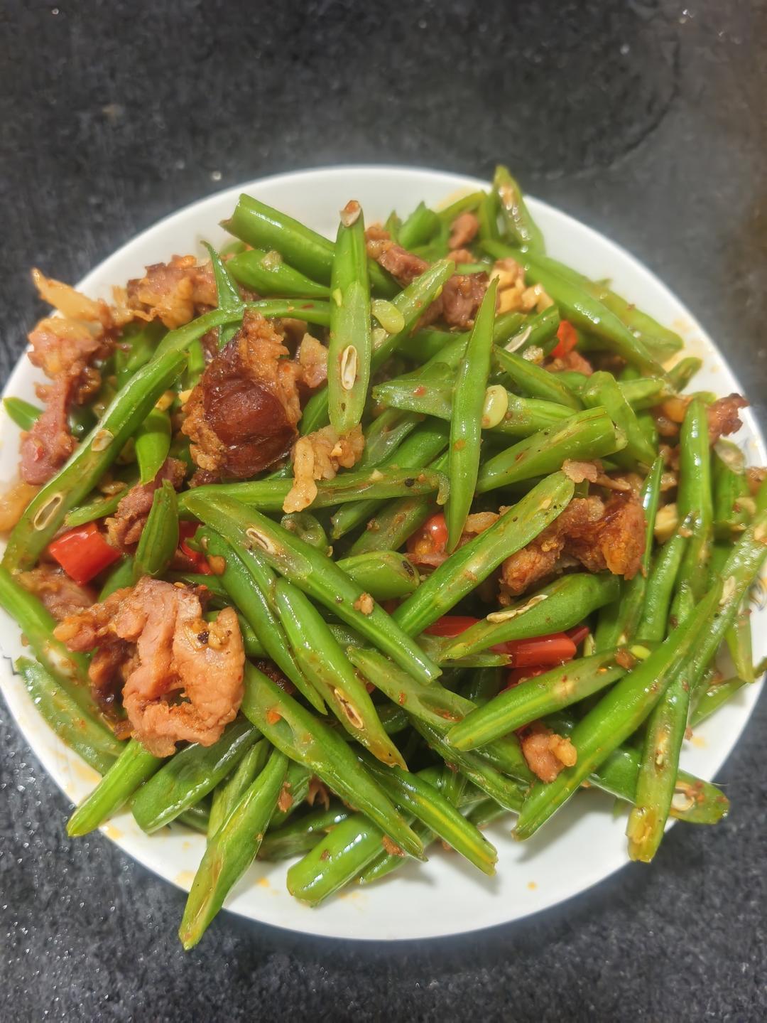 家常菜—四季豆炒腊肠