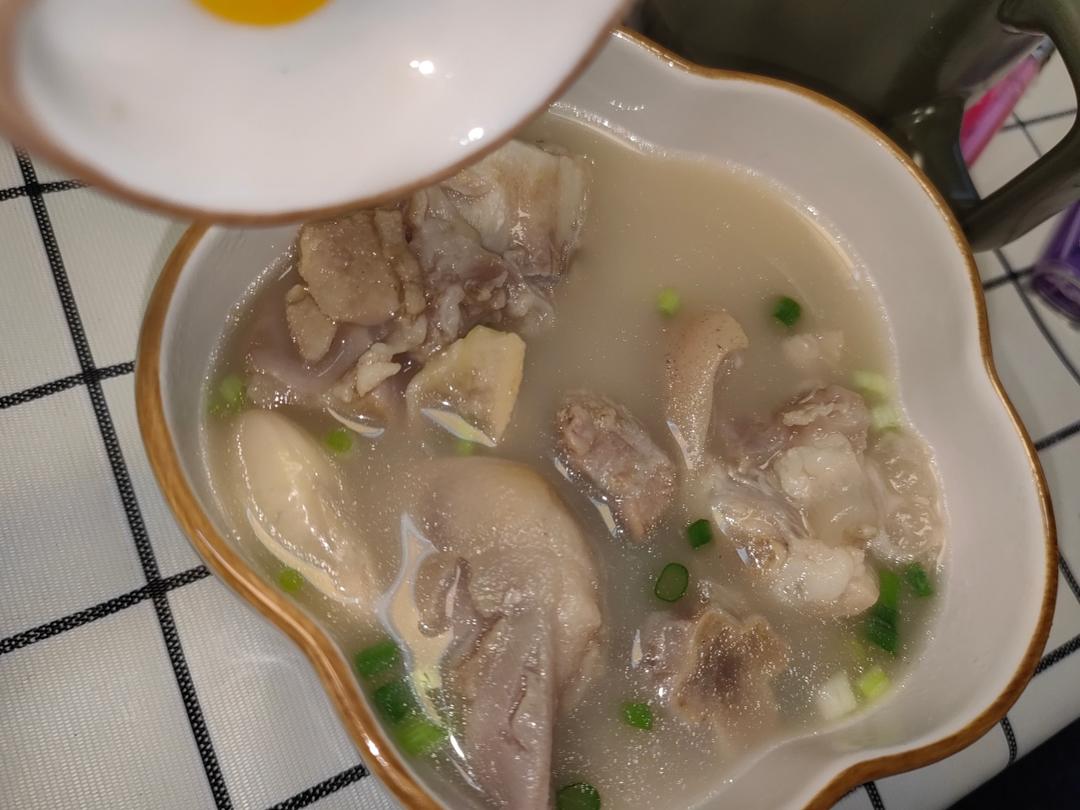 老妈蹄花汤