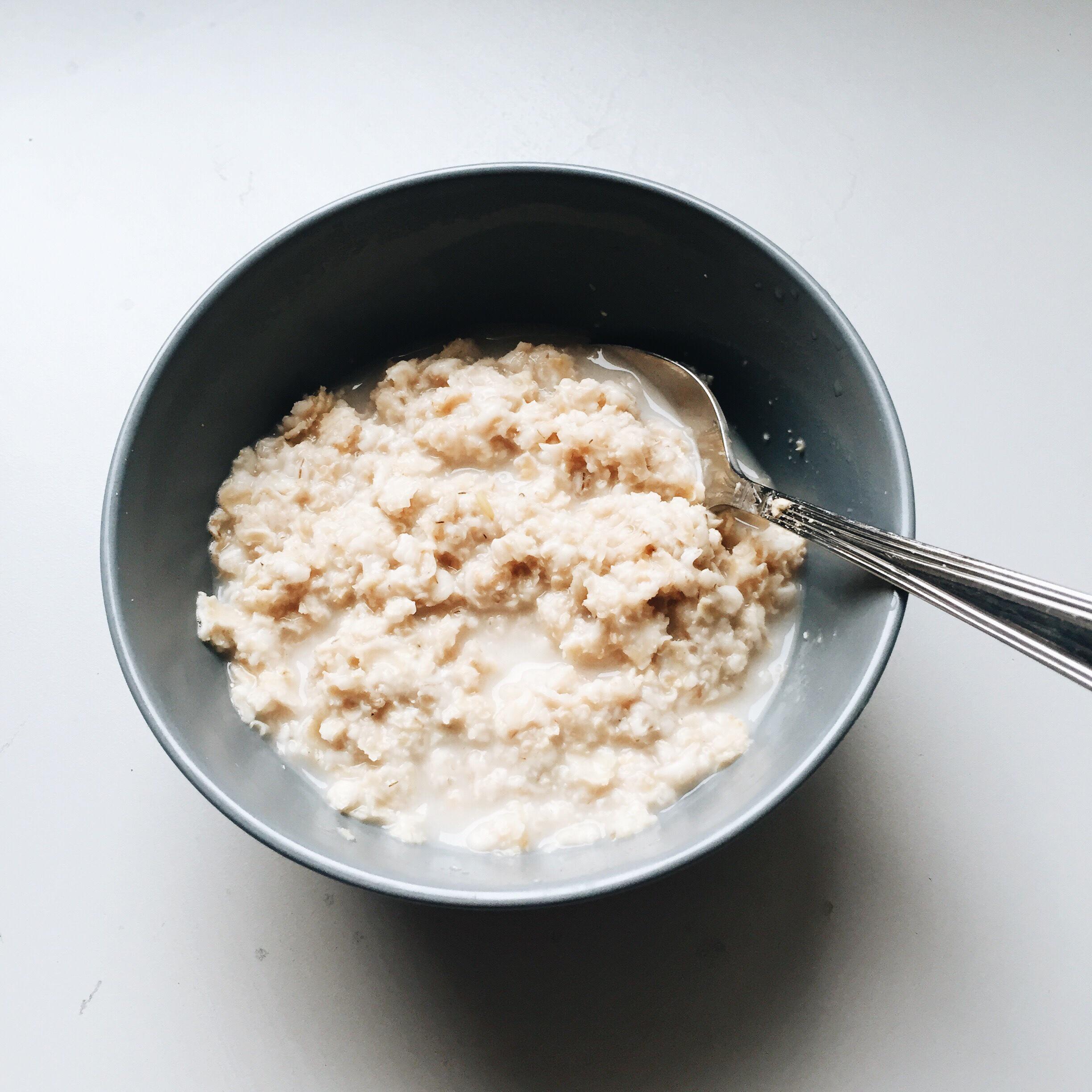 燕麦酸奶粥（overnight oats小快手版本）的做法 步骤2