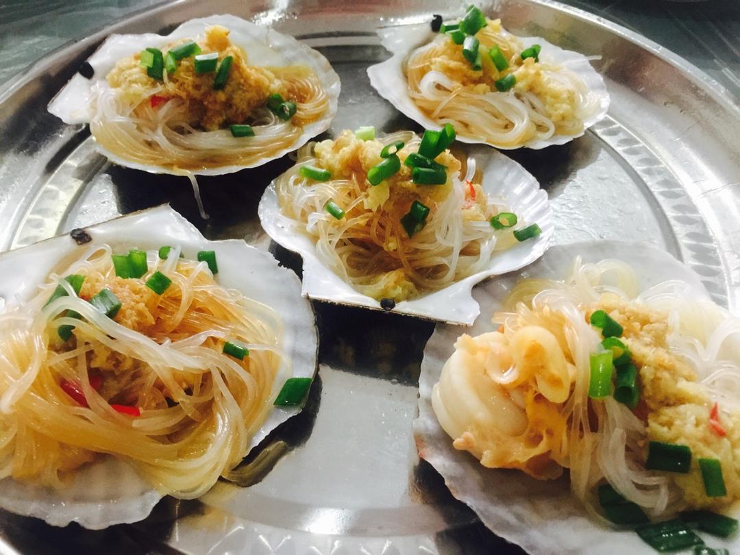 蒜蓉粉丝蒸扇贝