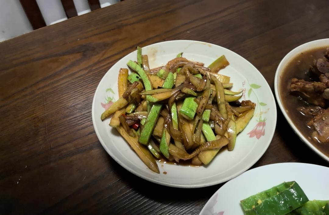 小炒西葫芦